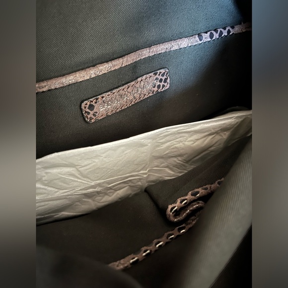 Banana Republic east west snake print metallic clutch purse - Picture 5 of 8